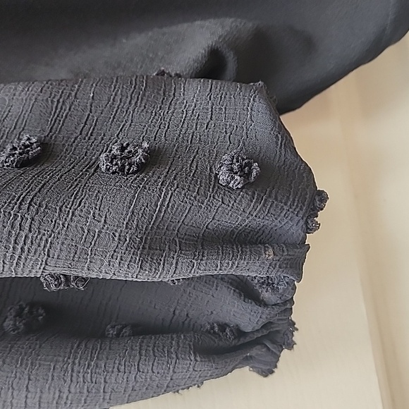 Sweet Wanderer Maternity Black Textured Sleeve Blouse XL Extra Large - Picture 4 of 9